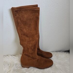 Elegant Tan Suede  Boots